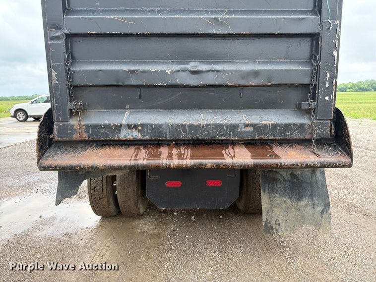 image for item DU3510 2012 Peterbilt 386 dump truck