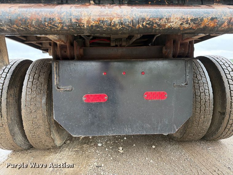 image for item DU3510 2012 Peterbilt 386 dump truck