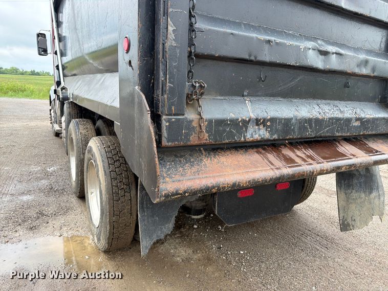 image for item DU3510 2012 Peterbilt 386 dump truck