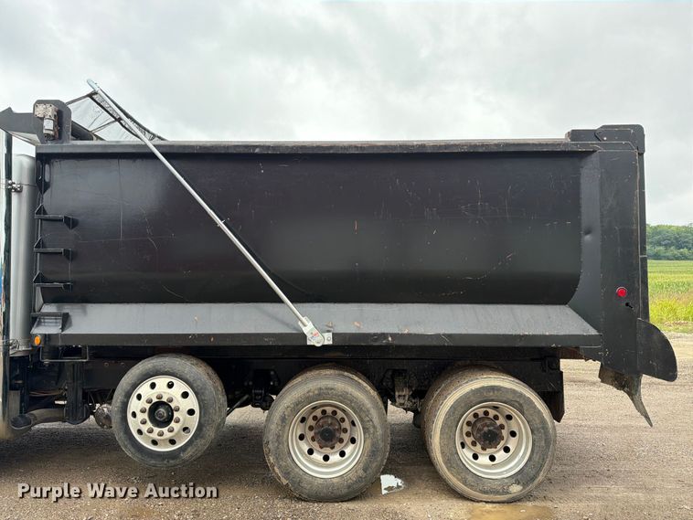 image for item DU3510 2012 Peterbilt 386 dump truck