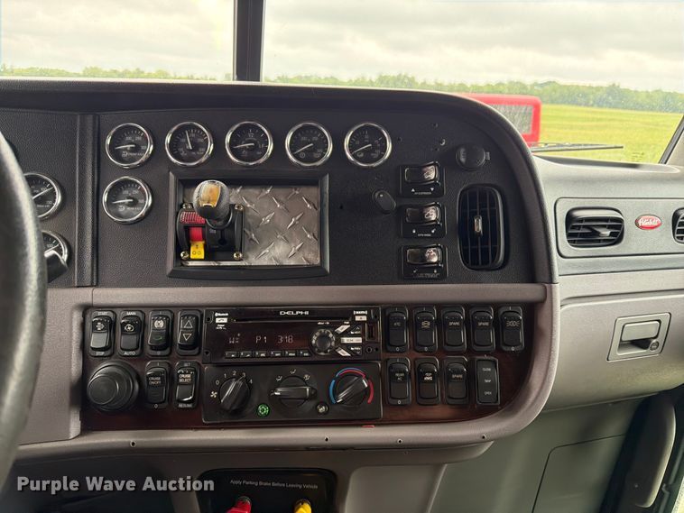 image for item DU3510 2012 Peterbilt 386 dump truck