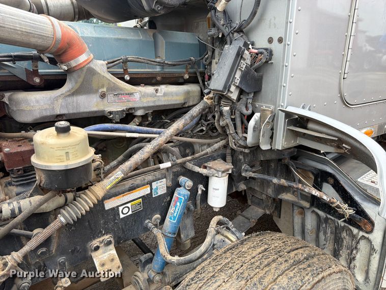 image for item DU3510 2012 Peterbilt 386 dump truck