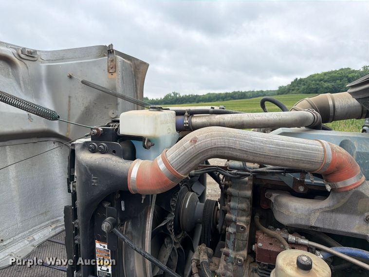 image for item DU3510 2012 Peterbilt 386 dump truck