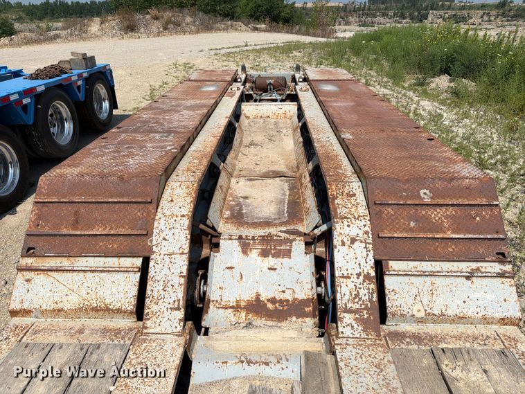 image for item DV2054 2012 Trail King Industries TK110HDG-533 lowboy equipment trailer