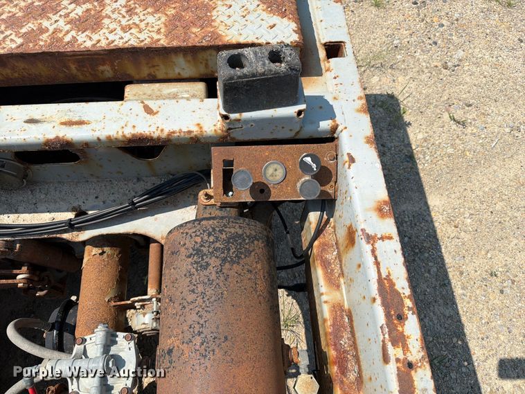 image for item DV2054 2012 Trail King Industries TK110HDG-533 lowboy equipment trailer