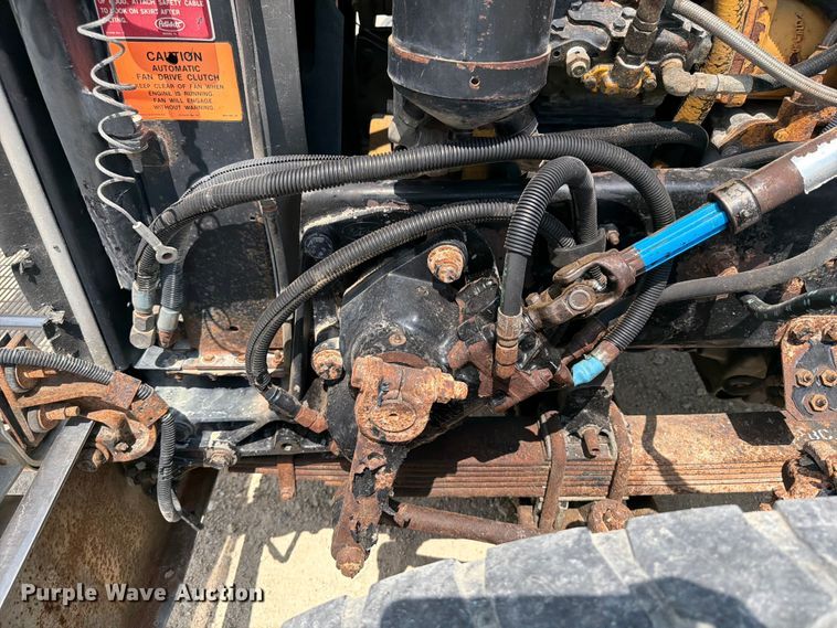 image for item DV2055 1998 Peterbilt 357 rollback truck