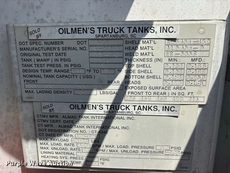 image for item DV7292 2005 International 7500 fuel truck
