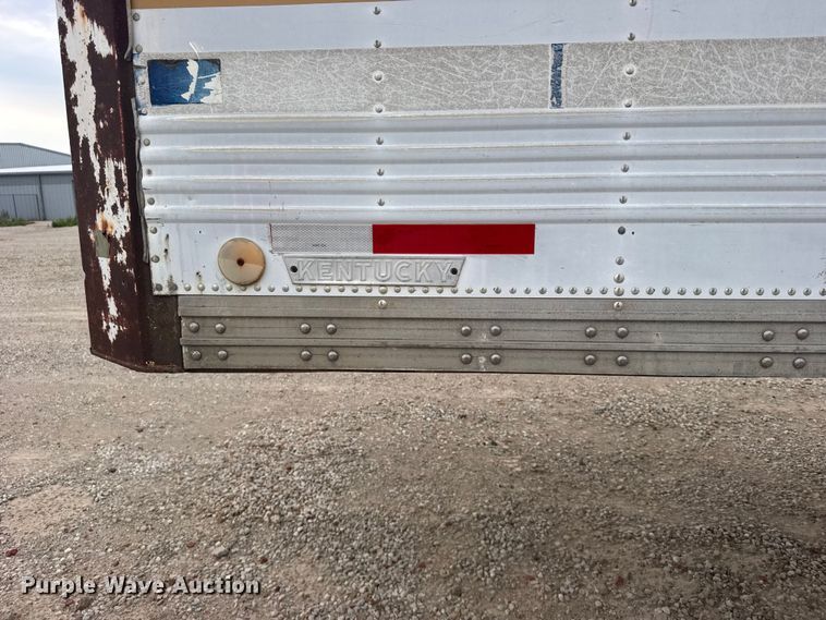 image for item DY3082 1977 Kentucky Trailers dry van trailer