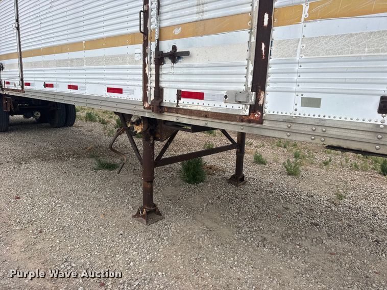 image for item DY3082 1977 Kentucky Trailers dry van trailer
