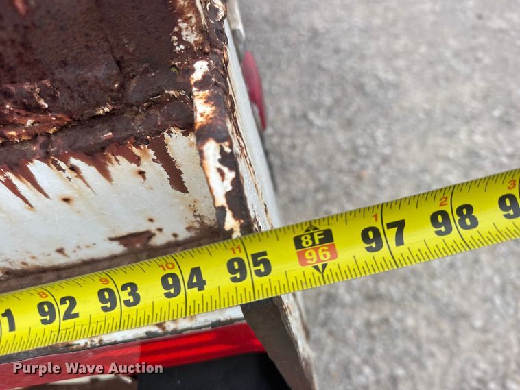 image for item DY3082 1977 Kentucky Trailers dry van trailer