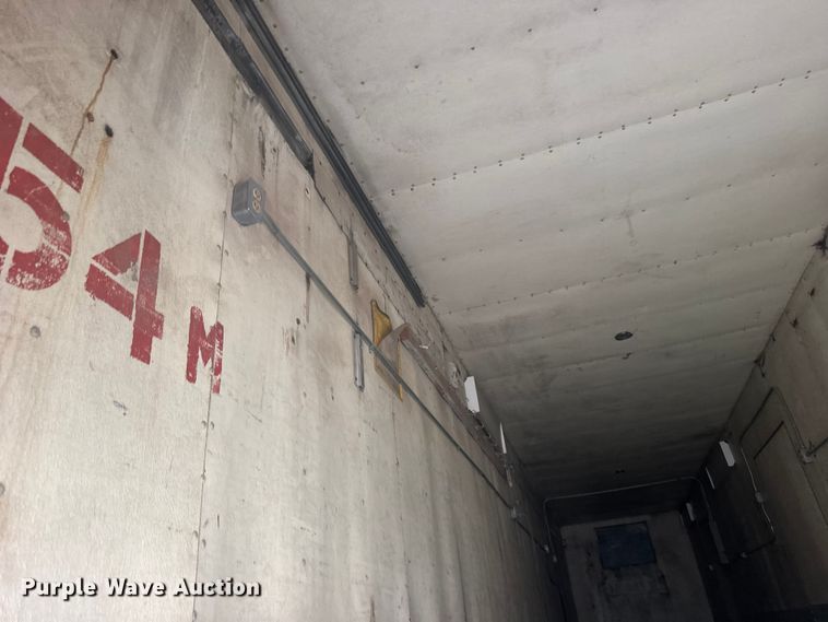 image for item DY3082 1977 Kentucky Trailers dry van trailer