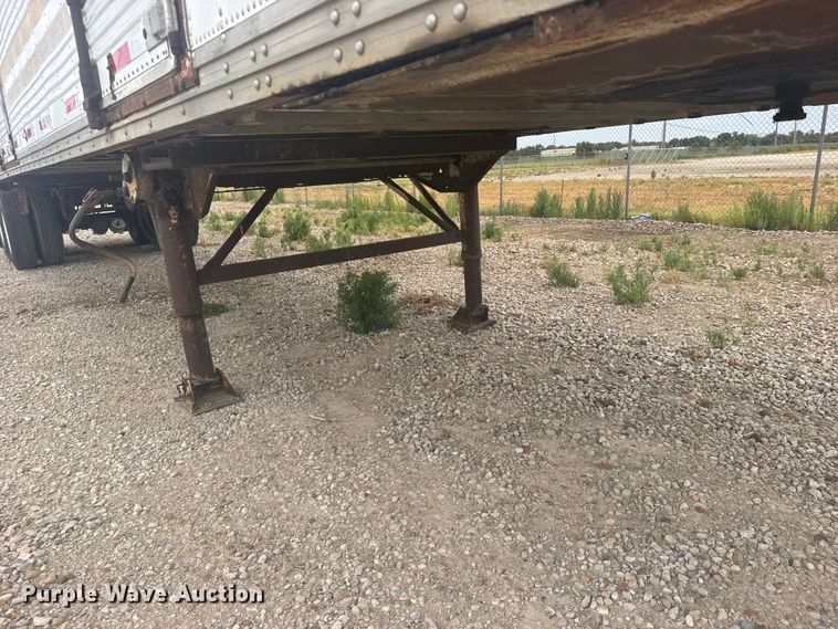 image for item DY3082 1977 Kentucky Trailers dry van trailer