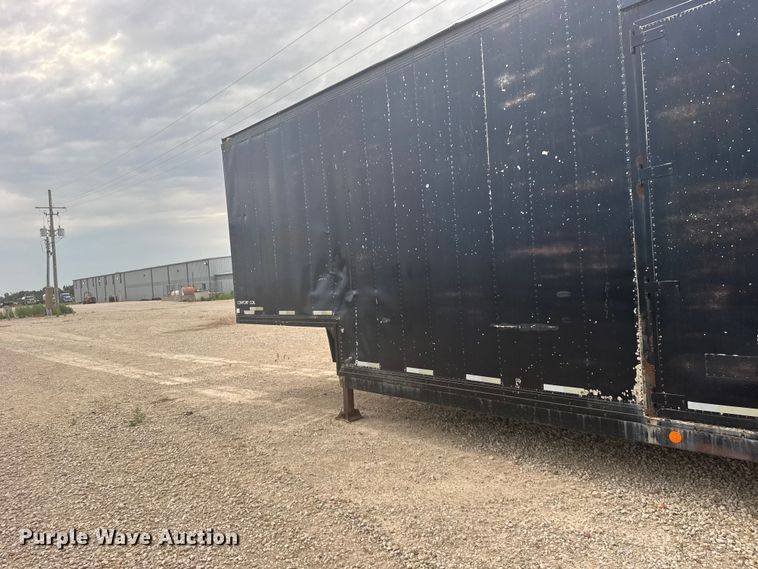 image for item DY3083 1982 Kentucky Trailers dry van trailer