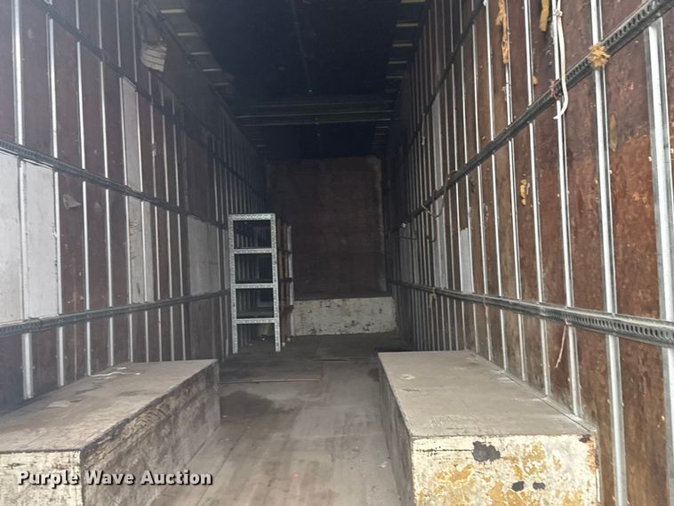 image for item DY3083 1982 Kentucky Trailers dry van trailer