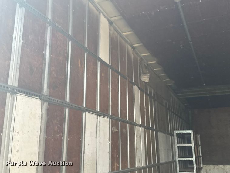 image for item DY3083 1982 Kentucky Trailers dry van trailer