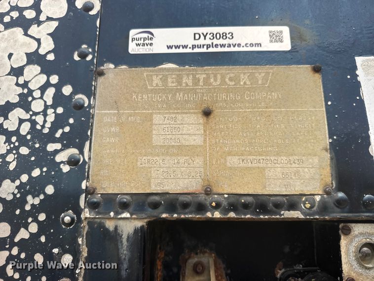 image for item DY3083 1982 Kentucky Trailers dry van trailer