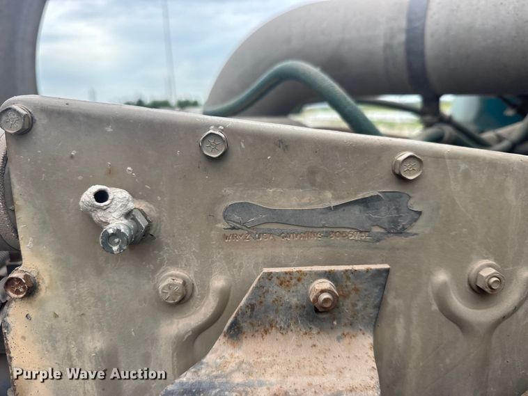 image for item DY3084 1990 International 9400 semi truck