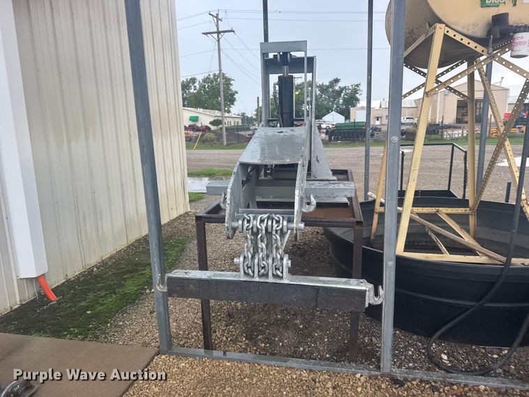 image for item DY3232 Pro-Tote Model 8 Elite fifth wheel wrecker attachment