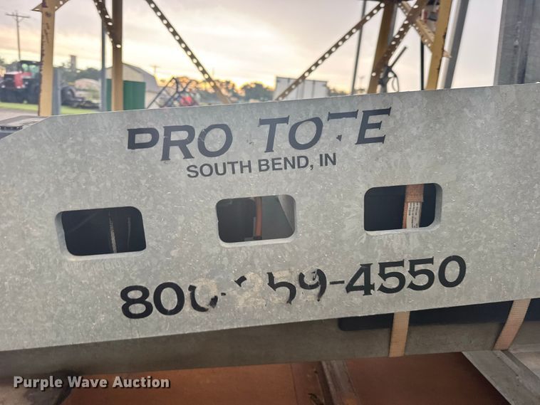 image for item DY3232 Pro-Tote Model 8 Elite fifth wheel wrecker attachment