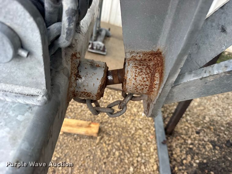 image for item DY3232 Pro-Tote Model 8 Elite fifth wheel wrecker attachment