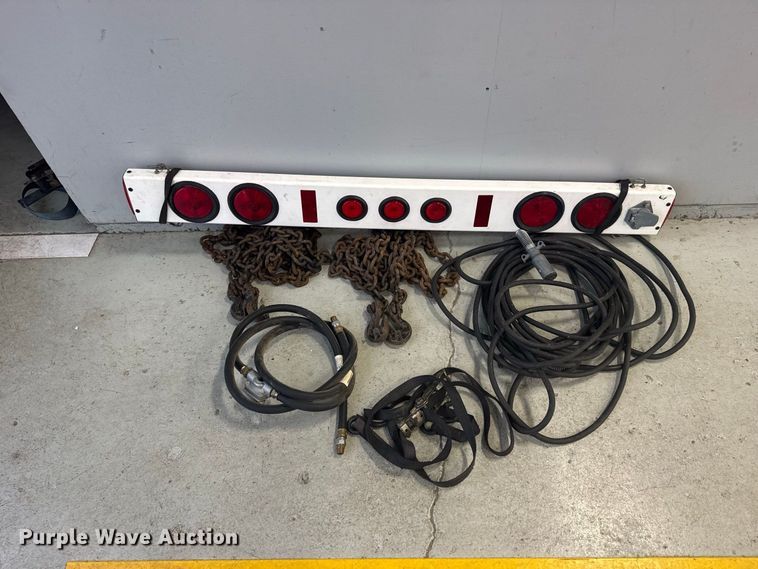 image for item DY3232 Pro-Tote Model 8 Elite fifth wheel wrecker attachment
