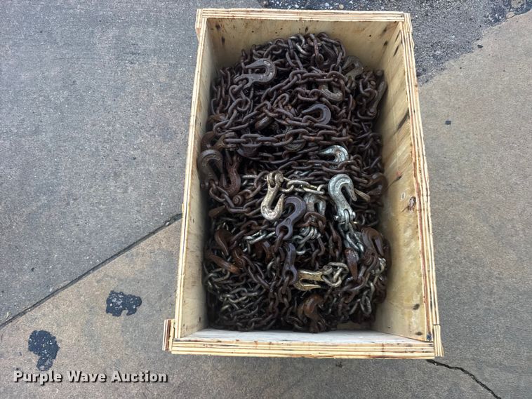 image for item DY3233 Approximately 20 load chains