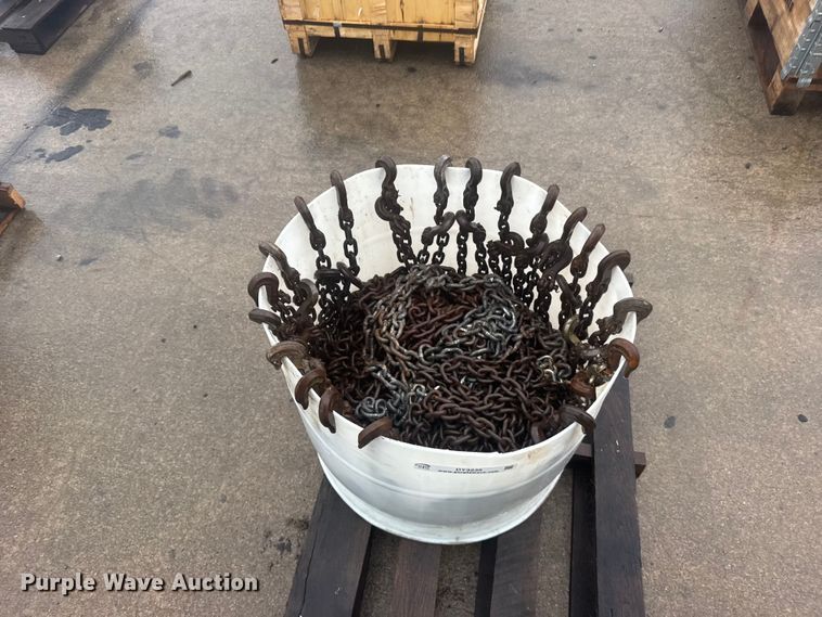 image for item DY3235 Approximately 20 load chains