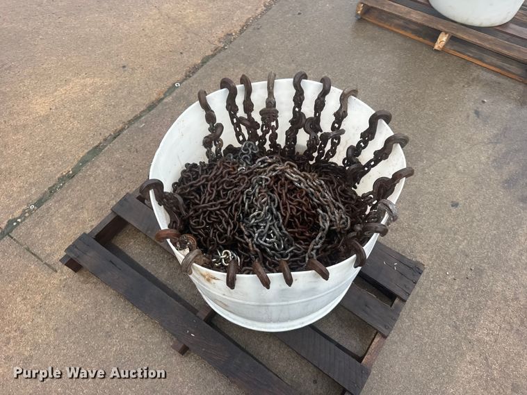 image for item DY3235 Approximately 20 load chains