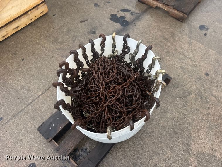 image for item DY3237 Approximately 20 load chains