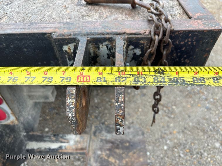 image for item DZ4531 1993 Freightliner flatbed truck