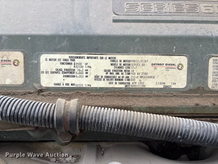 image for item DZ4531 1993 Freightliner flatbed truck