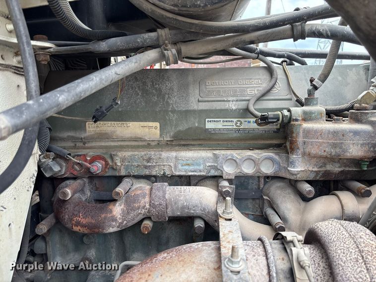 image for item DZ4531 1993 Freightliner flatbed truck
