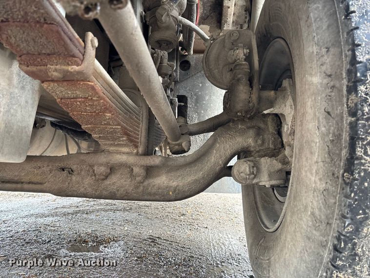 image for item DZ4531 1993 Freightliner flatbed truck