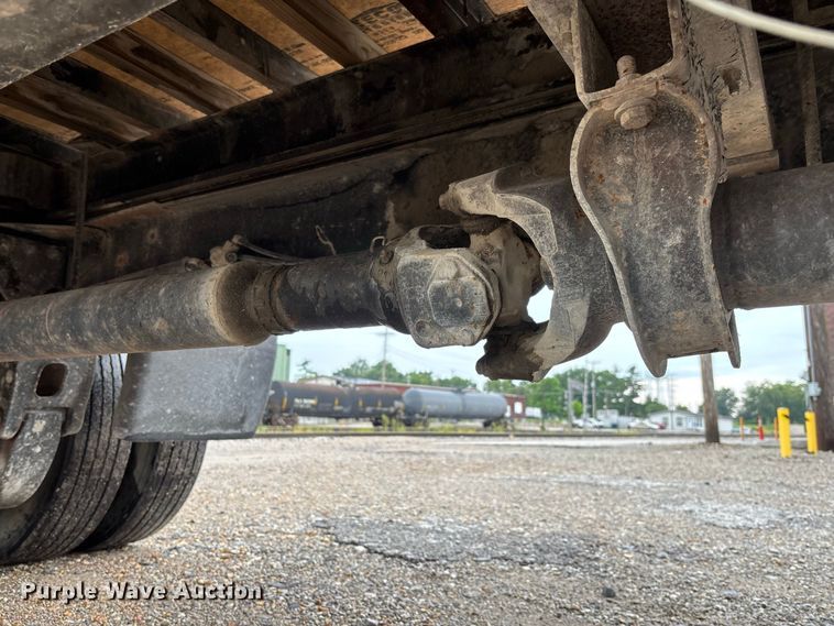 image for item DZ4531 1993 Freightliner flatbed truck