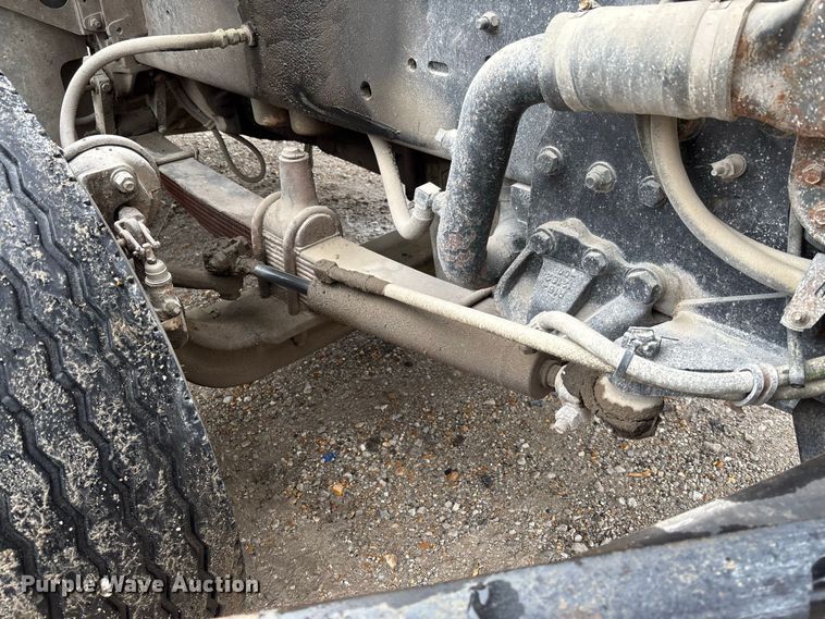 image for item DZ4531 1993 Freightliner flatbed truck