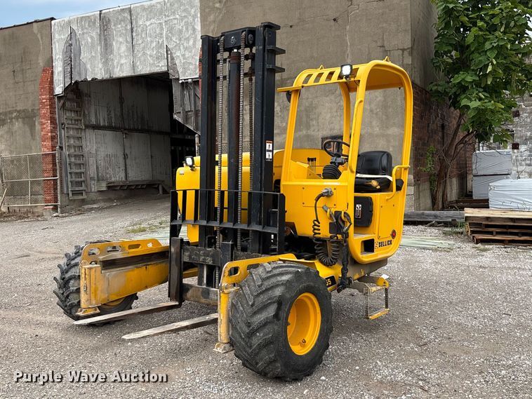 image for item DZ4532 Sellick STM-55K4 forklift