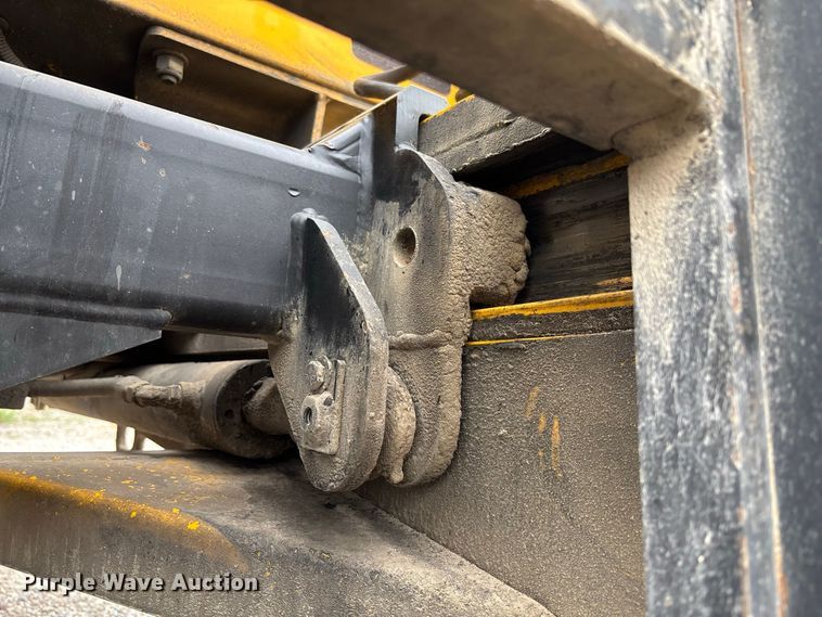 image for item DZ4532 Sellick STM-55K4 forklift