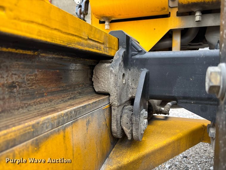image for item DZ4532 Sellick STM-55K4 forklift