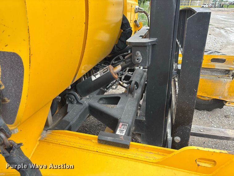 image for item DZ4532 Sellick STM-55K4 forklift