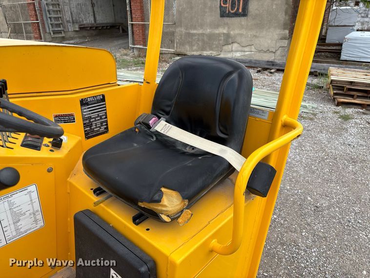 image for item DZ4532 Sellick STM-55K4 forklift
