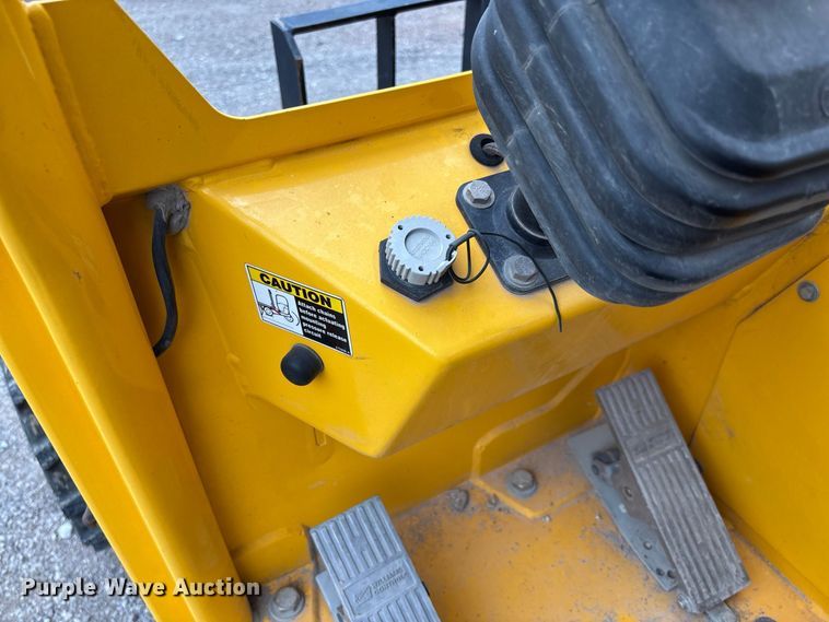 image for item DZ4532 Sellick STM-55K4 forklift