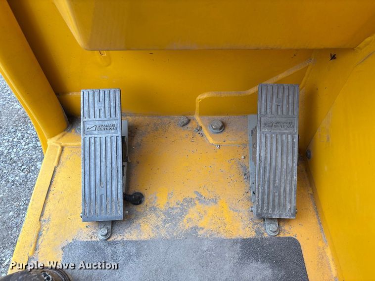 image for item DZ4532 Sellick STM-55K4 forklift