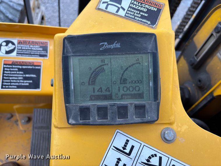 image for item DZ4532 Sellick STM-55K4 forklift