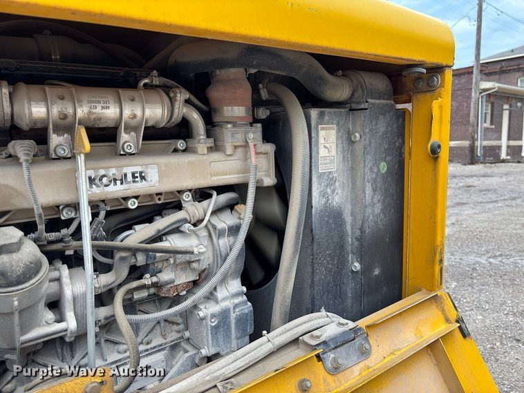 image for item DZ4532 Sellick STM-55K4 forklift