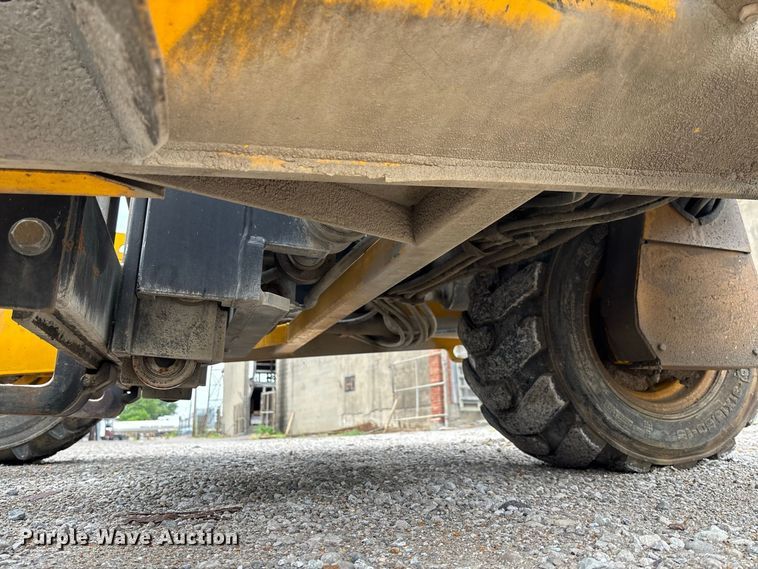 image for item DZ4532 Sellick STM-55K4 forklift