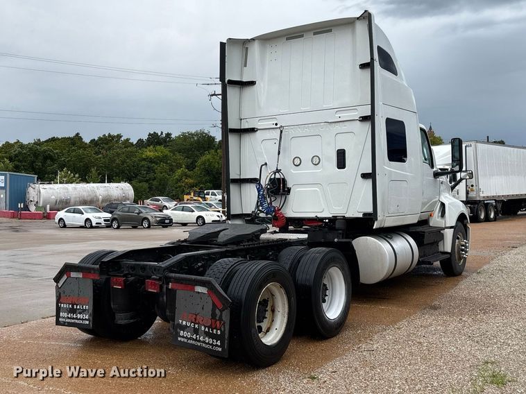 image for item DZ4533 2018 International LT625 semi truck