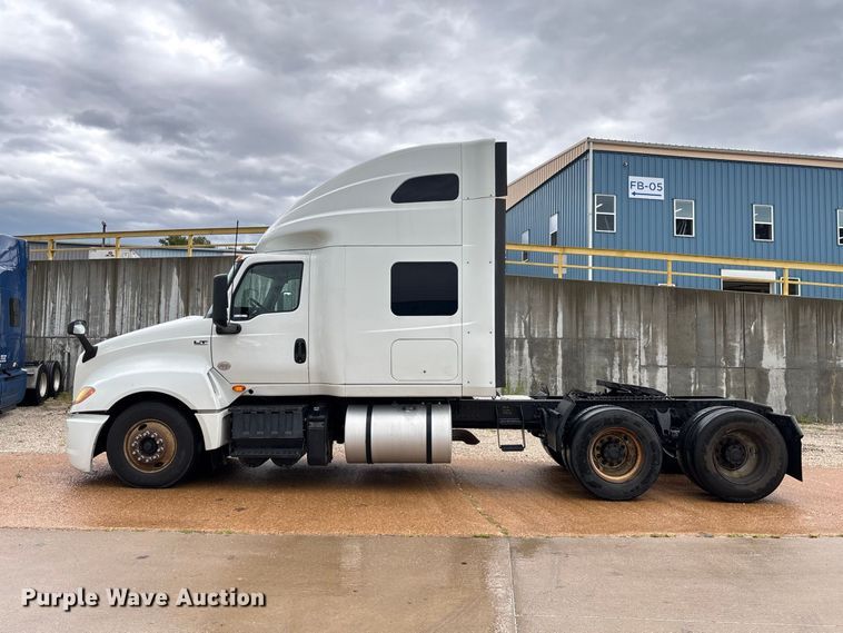 image for item DZ4533 2018 International LT625 semi truck