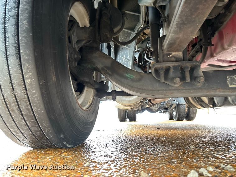 image for item DZ4533 2018 International LT625 semi truck