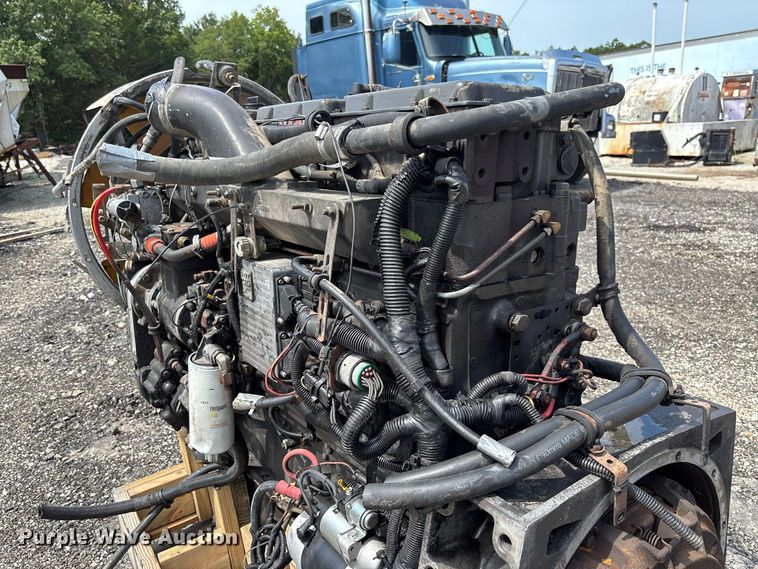 image for item DZ4543 Cummins N14 engine