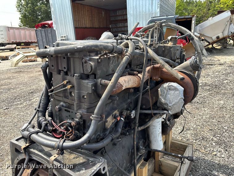 image for item DZ4543 Cummins N14 engine